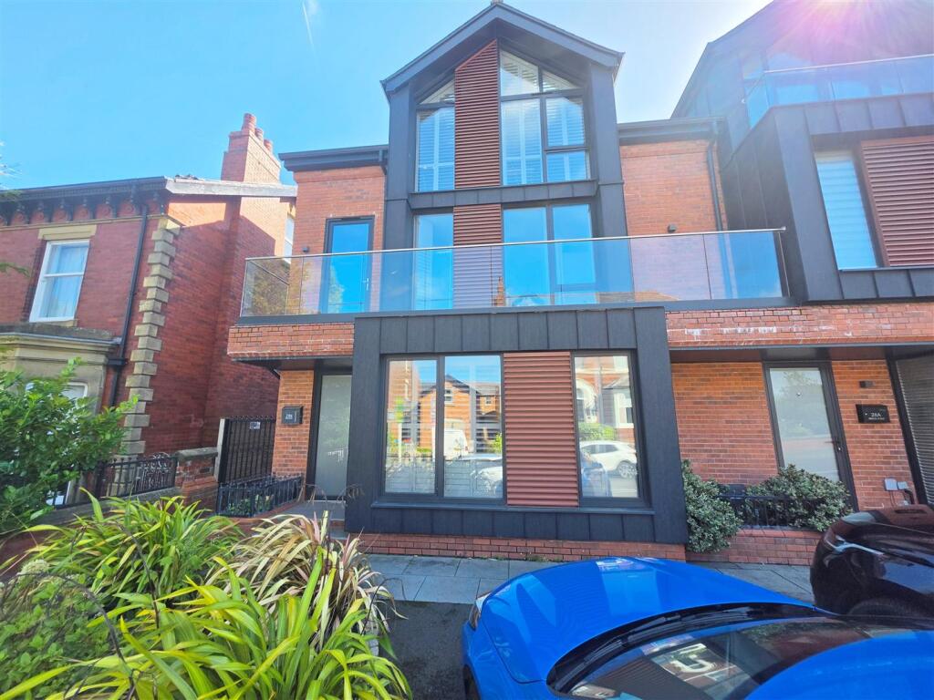 Main image of property: Breck Road, Poulton-Le-Fylde