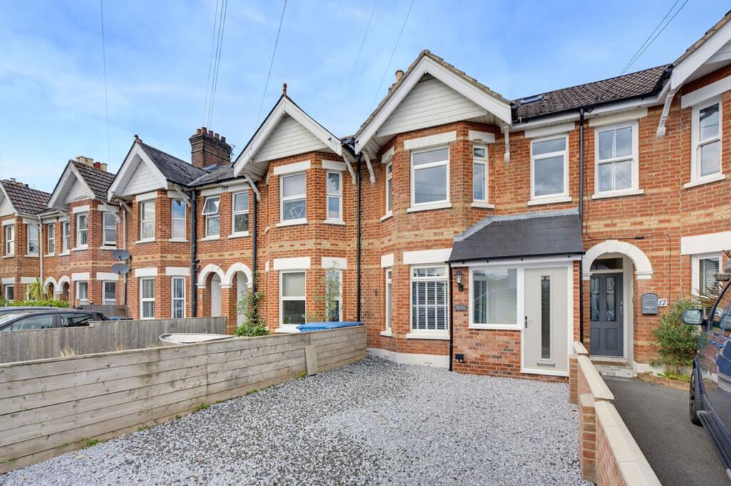 Main image of property: Pottery Road, Lower Parkstone, Poole, BH14