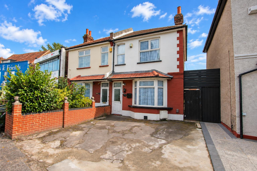 Main image of property: Purley Way, Croydon