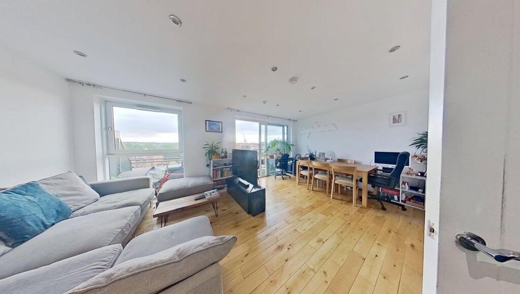 Main image of property: Tate House 5-7 New York Road, LEEDS