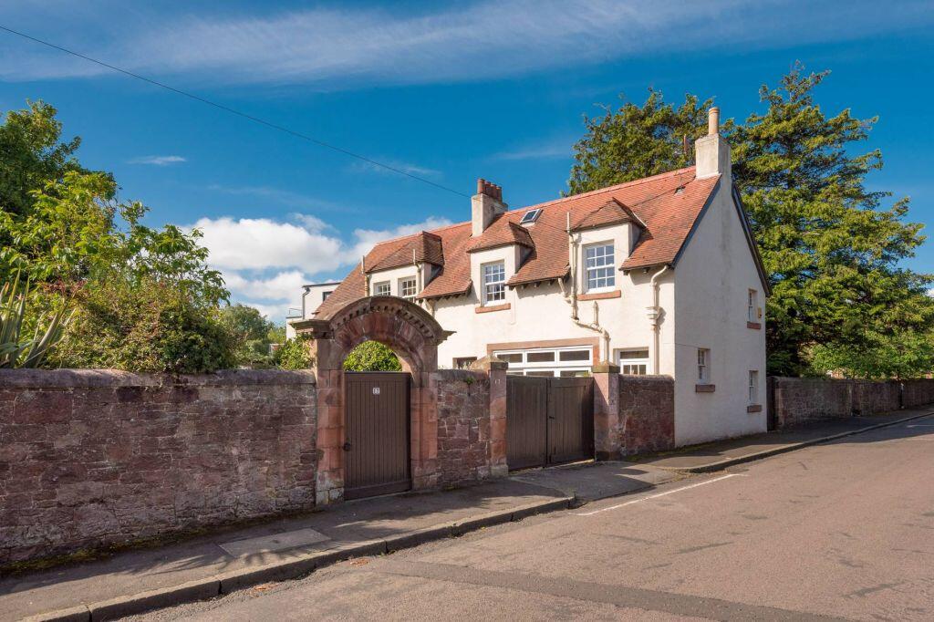 Main image of property: 17 Fidra Road, North Berwick, EH39 4NF