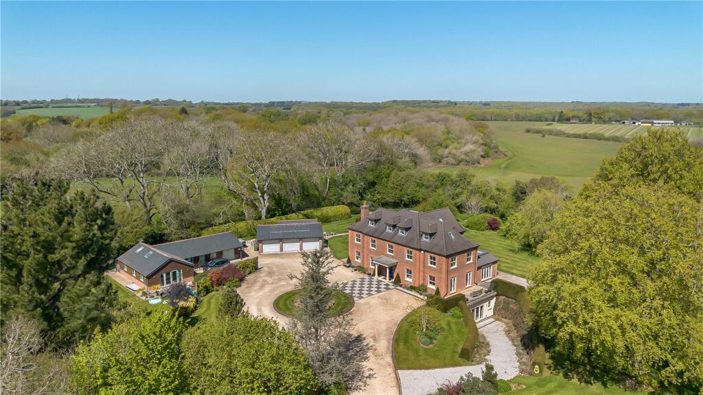 Main image of property: Maidensgrove, Henley-on-Thames, Oxfordshire, RG9