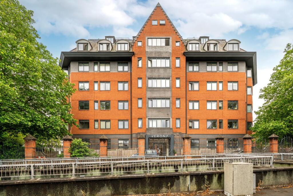Main image of property: Verona Apartments, Sl1 1yl