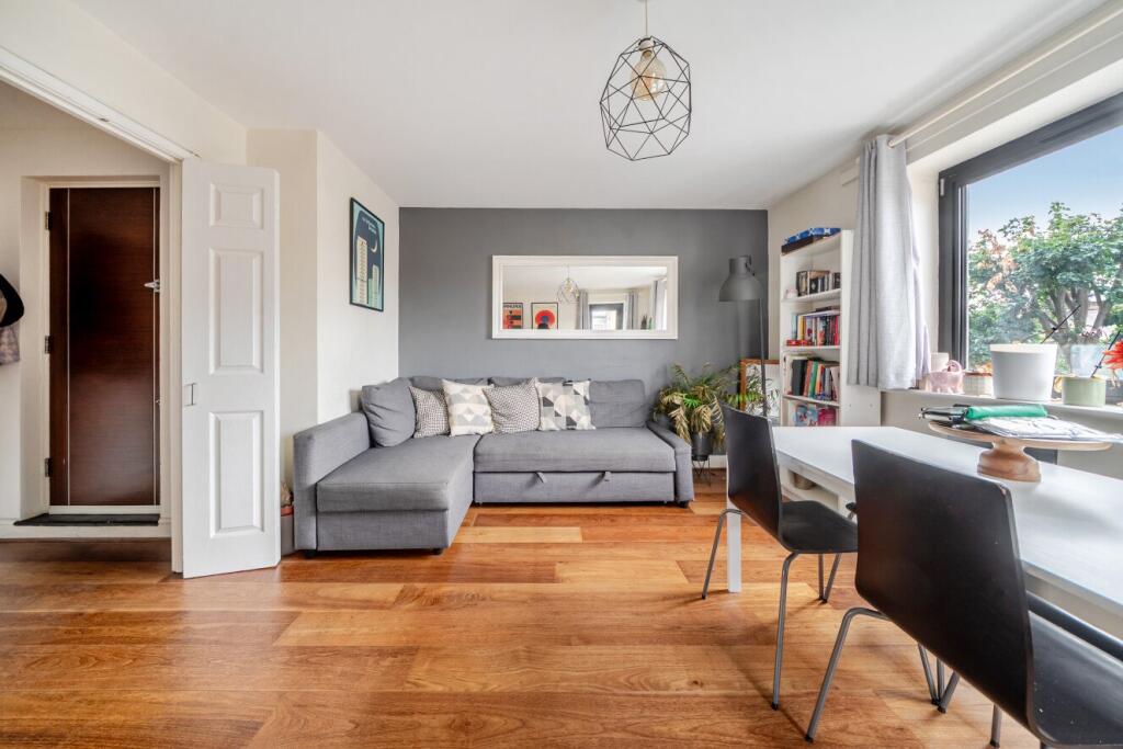 Main image of property: Beauchamp Road, Battersea, London, SW11