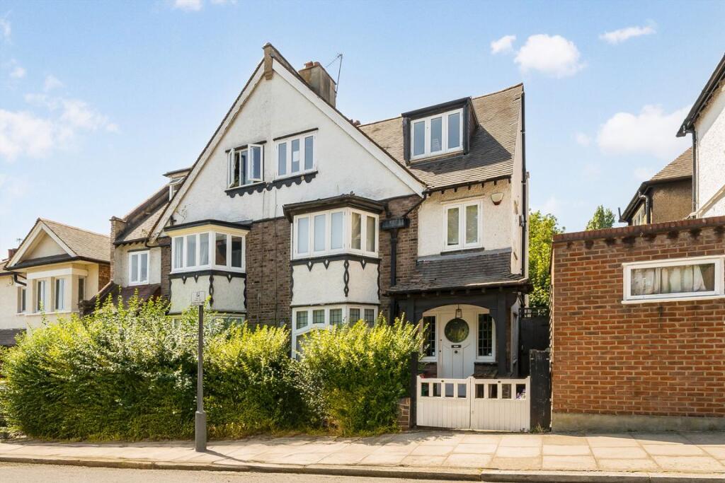 Main image of property: Fitzwarren Gardens, Whitehall Park