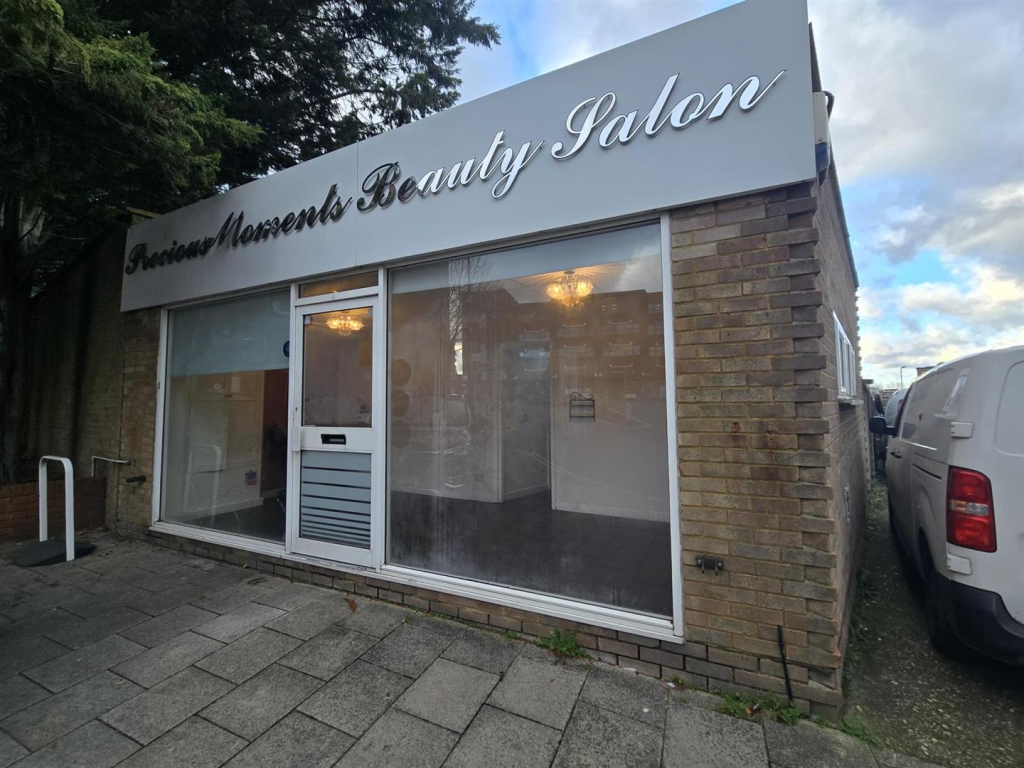 Main image of property: Railway Approach, Wallington