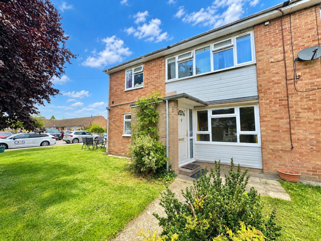 Main image of property: Lea Road, Sonning Common, Reading, Oxfordshire, RG4