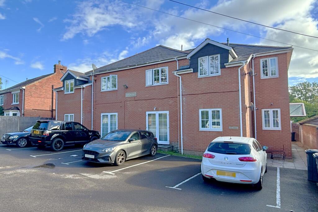 Main image of property: Hursley Road, Chandler's Ford, Eastleigh, SO53
