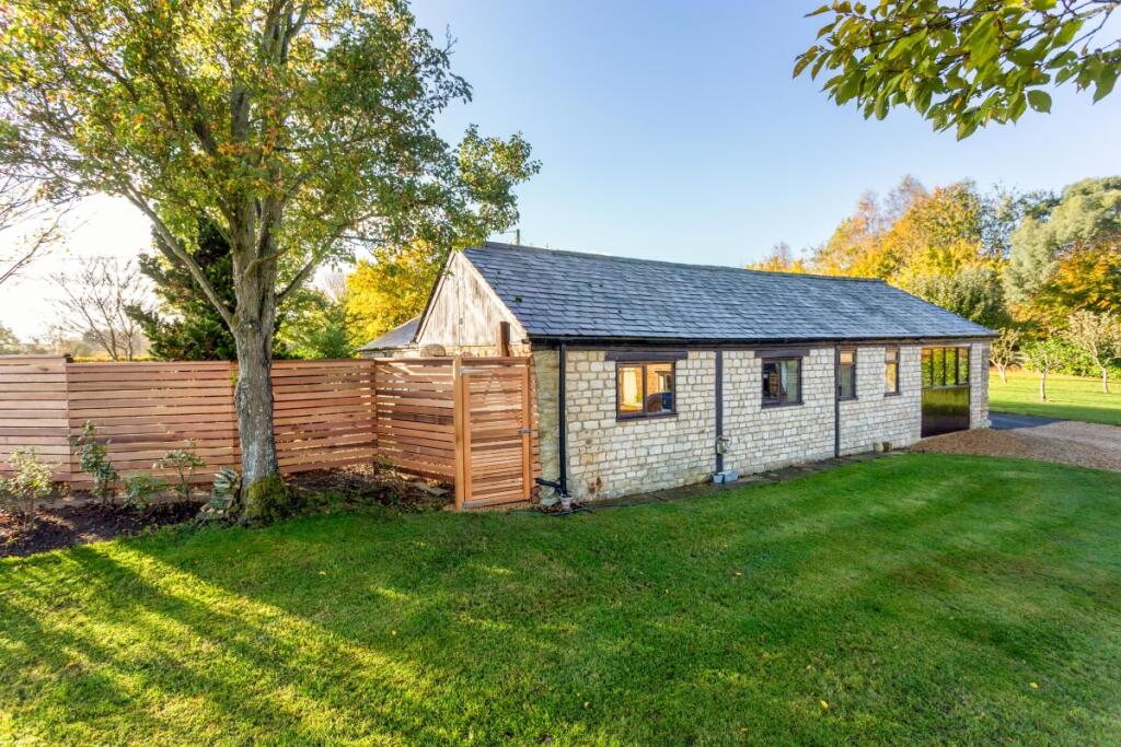 Main image of property: Culworth OX17