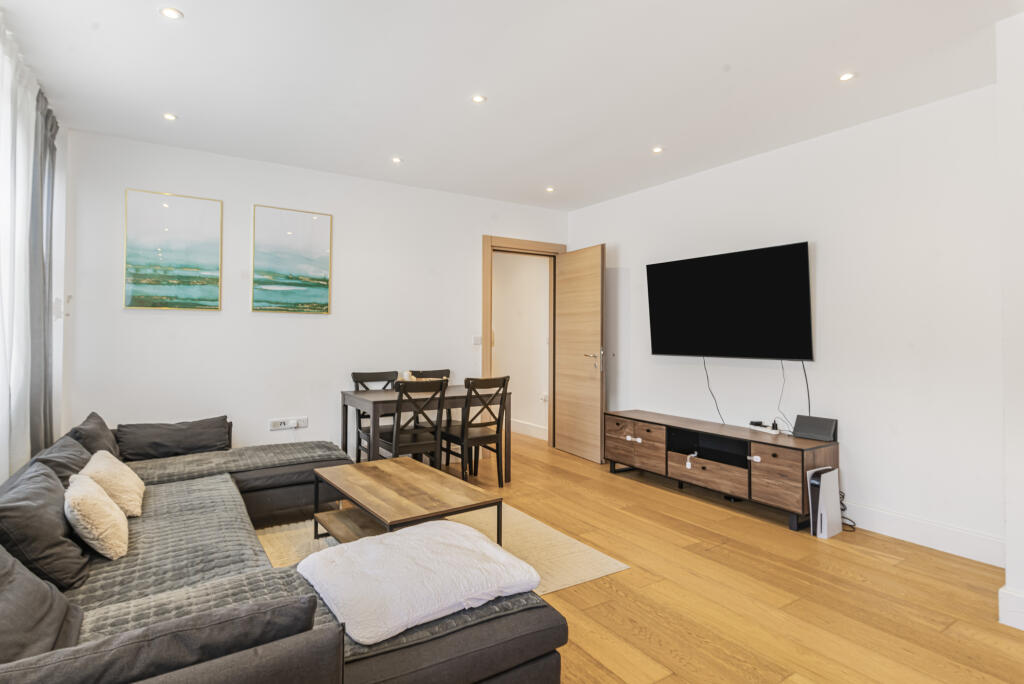 Main image of property: Croydon Road, 160 Croydon Road, Beckenham