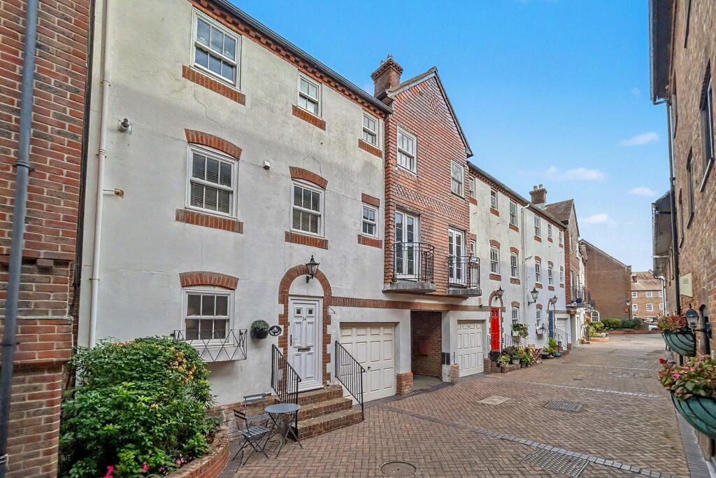 Main image of property: Poole