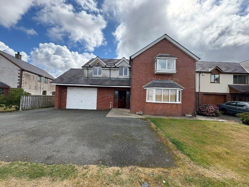 Main image of property: 6 Ffordd Meillion, Llangristiolus, Bodorgan, Gwynedd, LL62 5DQ