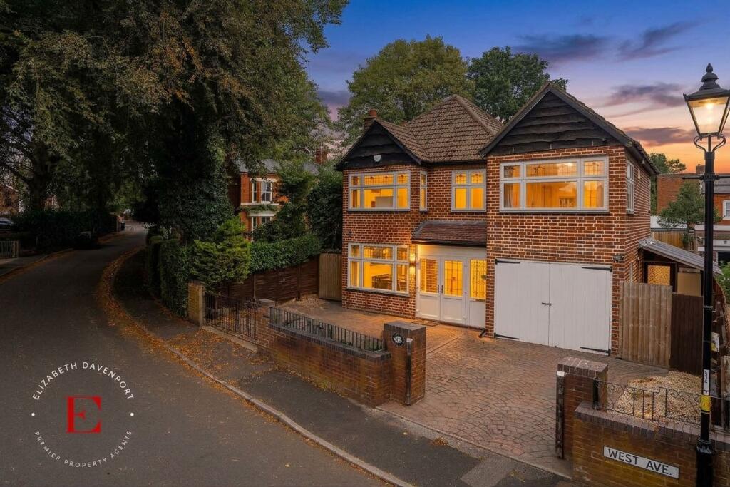 Main image of property: West Avenue, Coventry, CV2