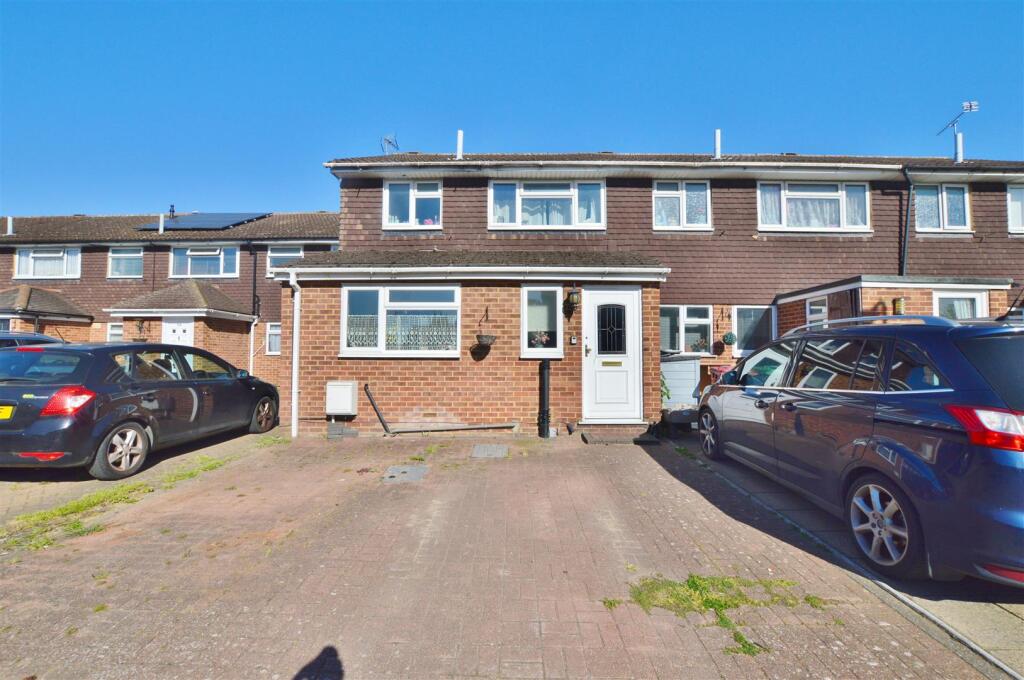 Main image of property: Boarlands Close, Slough