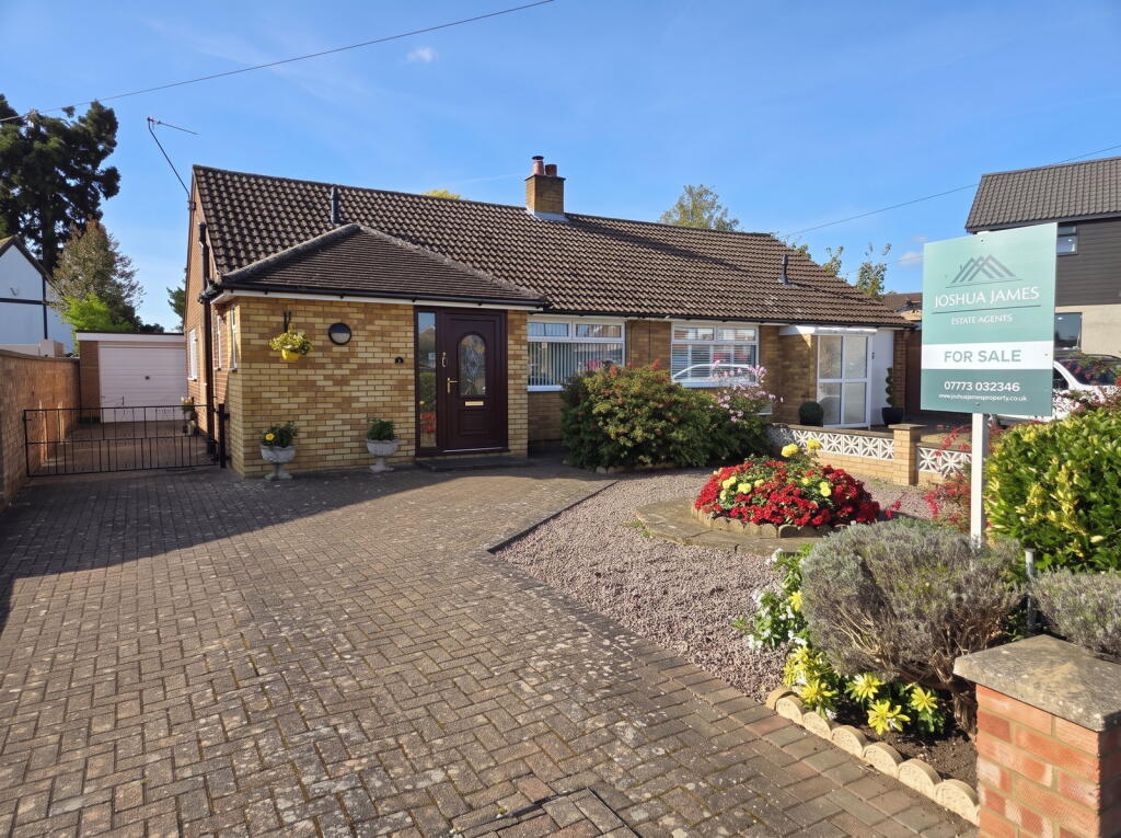Main image of property: Spencer Close, Potton SG19 2QX