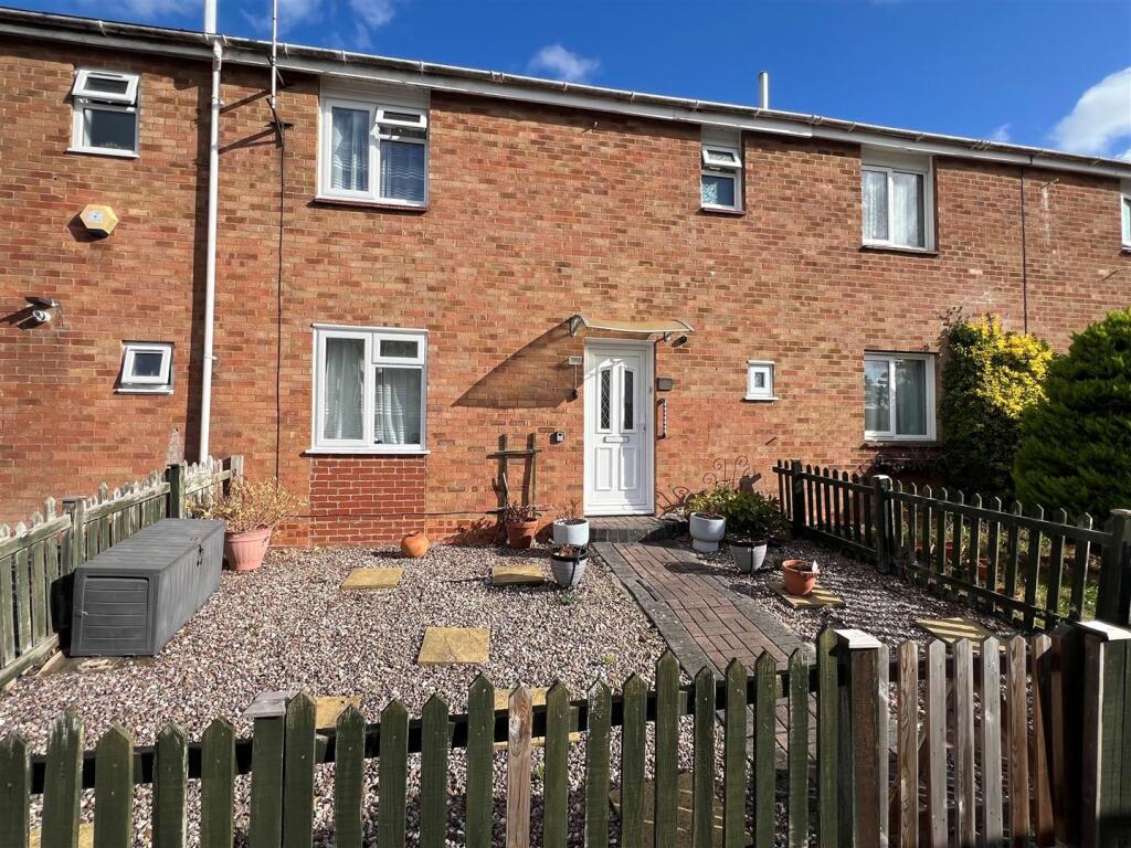Main image of property: Landseer Close, Basingstoke