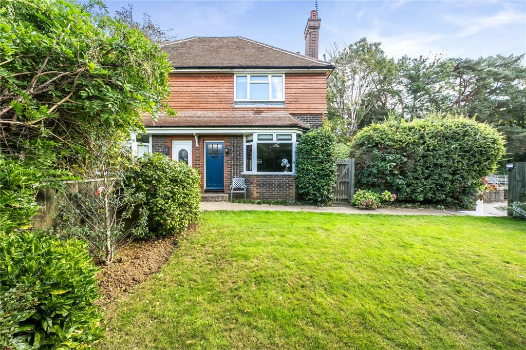 Main image of property: Oak Lane, Sevenoaks, Kent