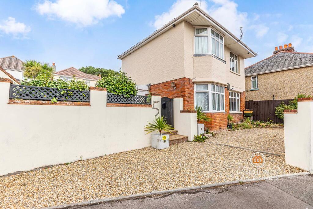 Main image of property: Queens Road, Poole, BH14