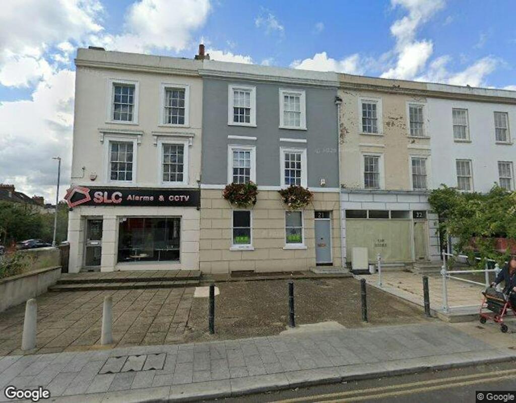 Main image of property: 21 Stone Street, Gravesend, DA11 0NP