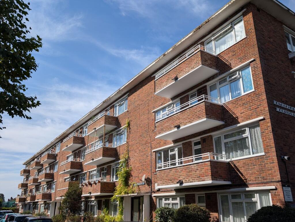 Main image of property: Shirley Road, Southampton, SO15