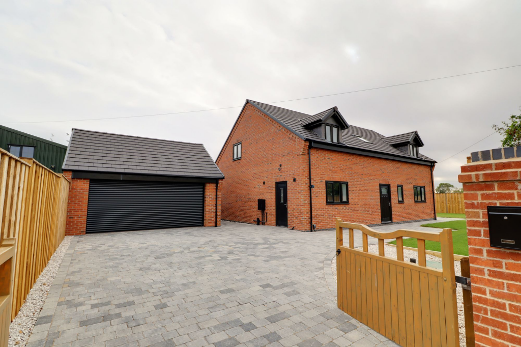 Main image of property: Carr Lane, Haxey, DN9