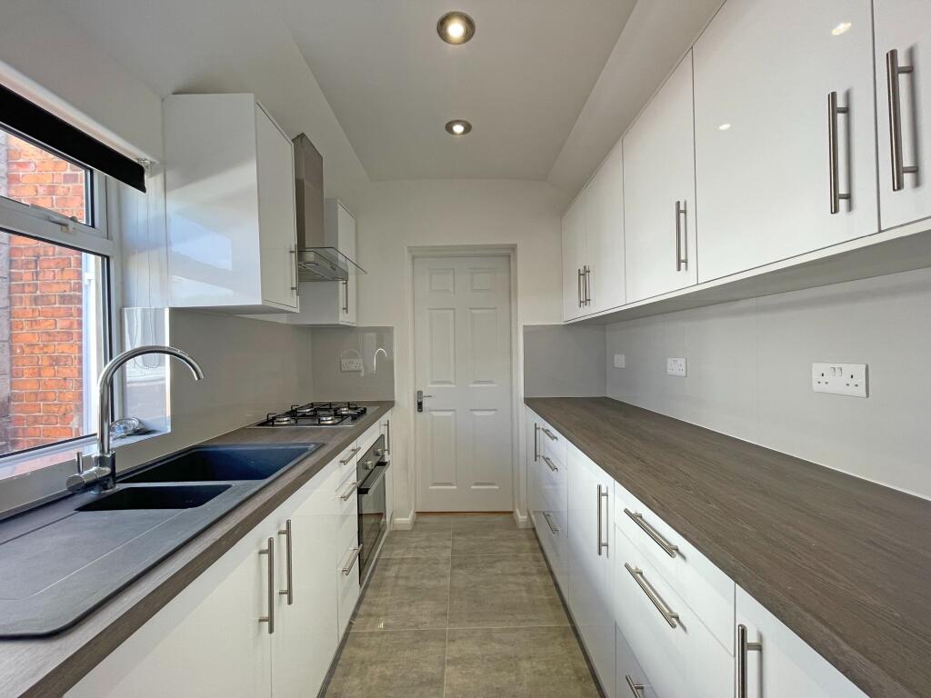 Main image of property: Lower Road, Beeston NG9