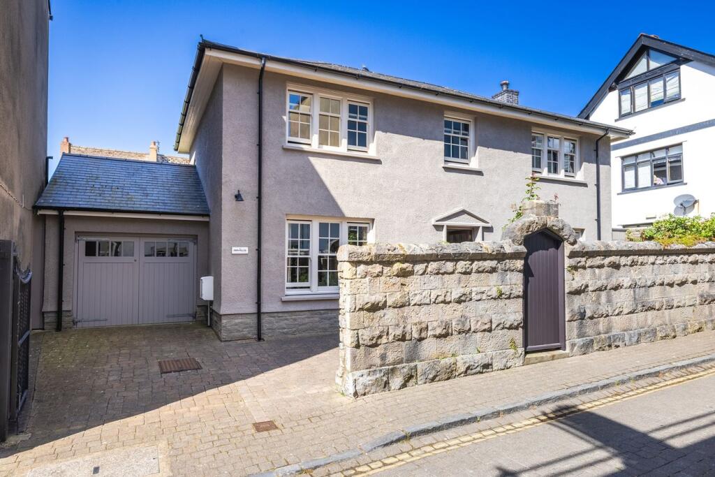 Main image of property: St Marys Street, Tenby, SA70