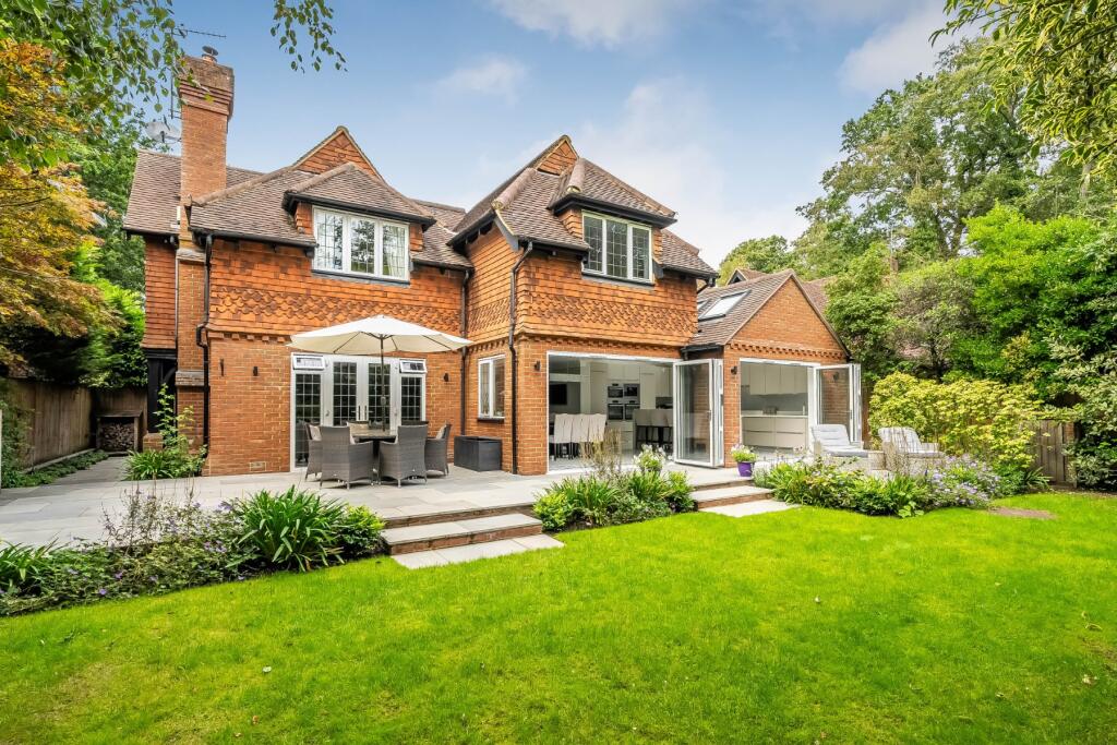 Main image of property: Woodham Lock, West Byfleet, Surrey, KT14