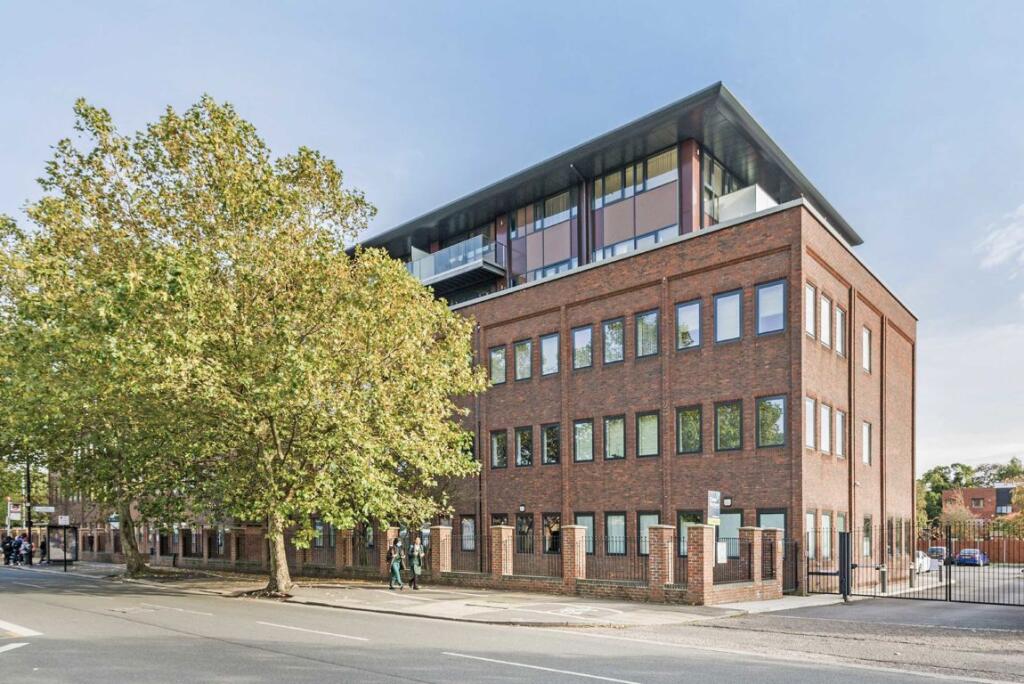 Main image of property: London Road, Isleworth