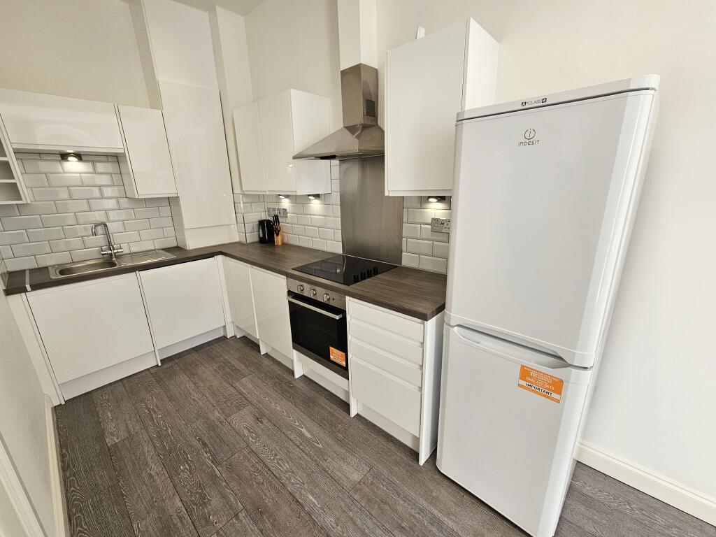 Main image of property: Hatters Court, LU1