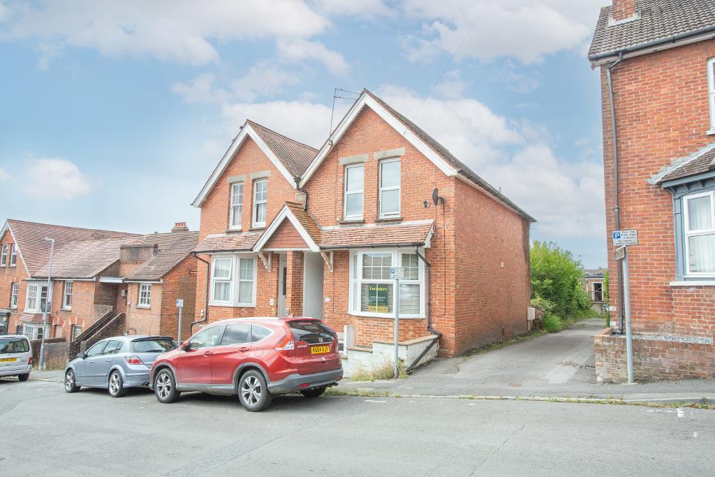 Main image of property: Cherwell Road, Heathfield, East Sussex, TN21 8JT