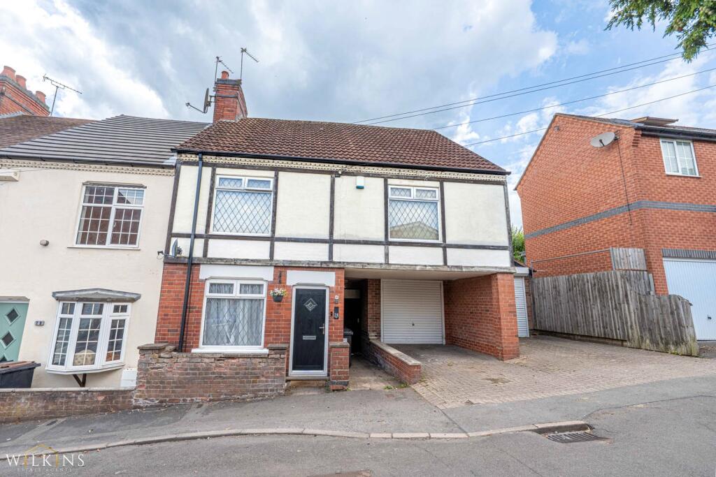 Main image of property: Chancery Lane, Nuneaton, Warwickshire, CV10