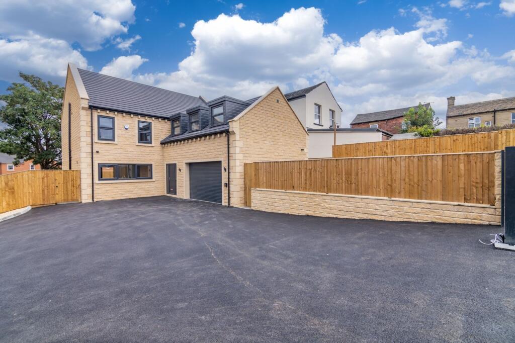 Main image of property: Kings Place, Drighlington, BD11