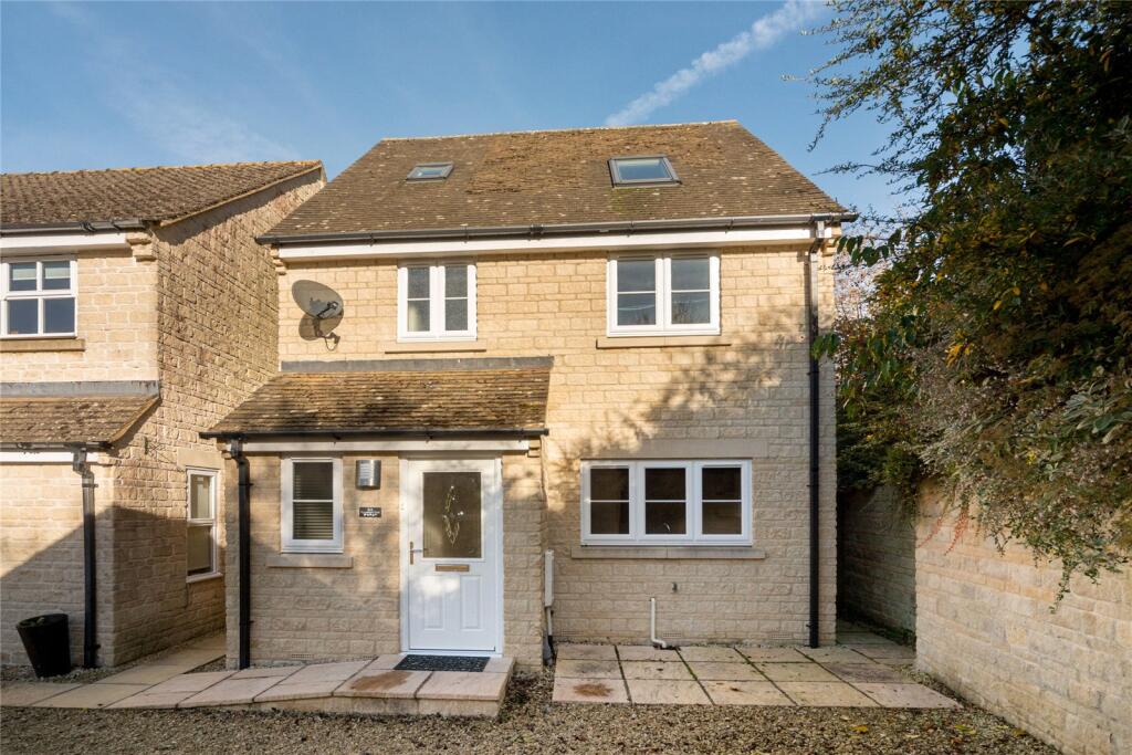 Main image of property: Brassey Close, Chipping Norton, Oxfordshire, OX7