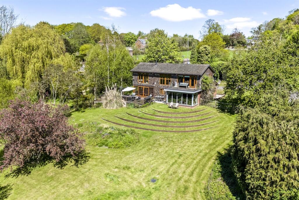 Main image of property: Springlands Lane, Henfield, West Sussex