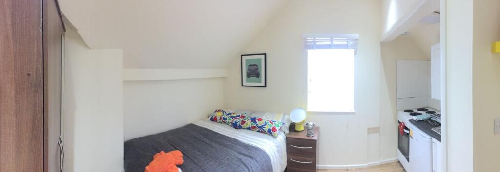 Main image of property: High Road, Brent, London
