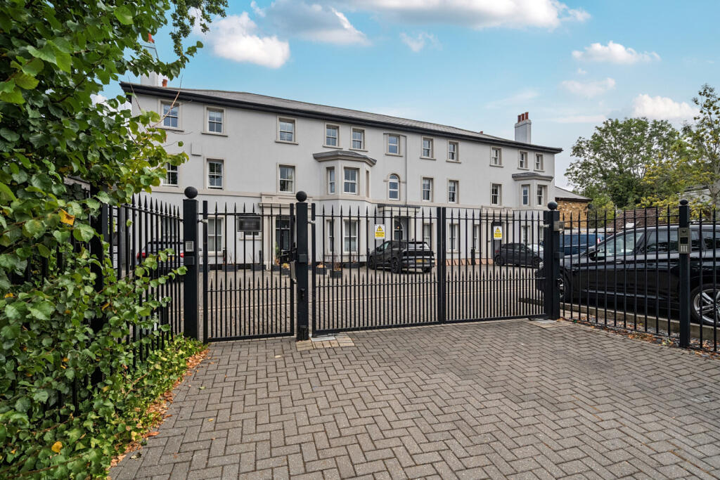 Main image of property: Bromley Common, Bromley