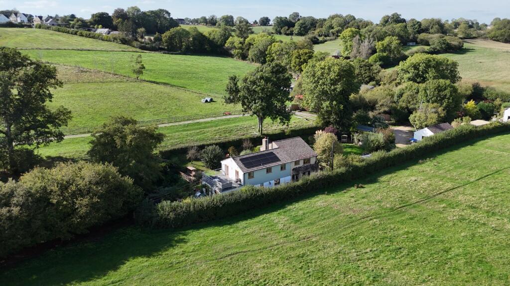 Main image of property: Vespers Hollow, Shepherds Hill, Buckhorn Weston