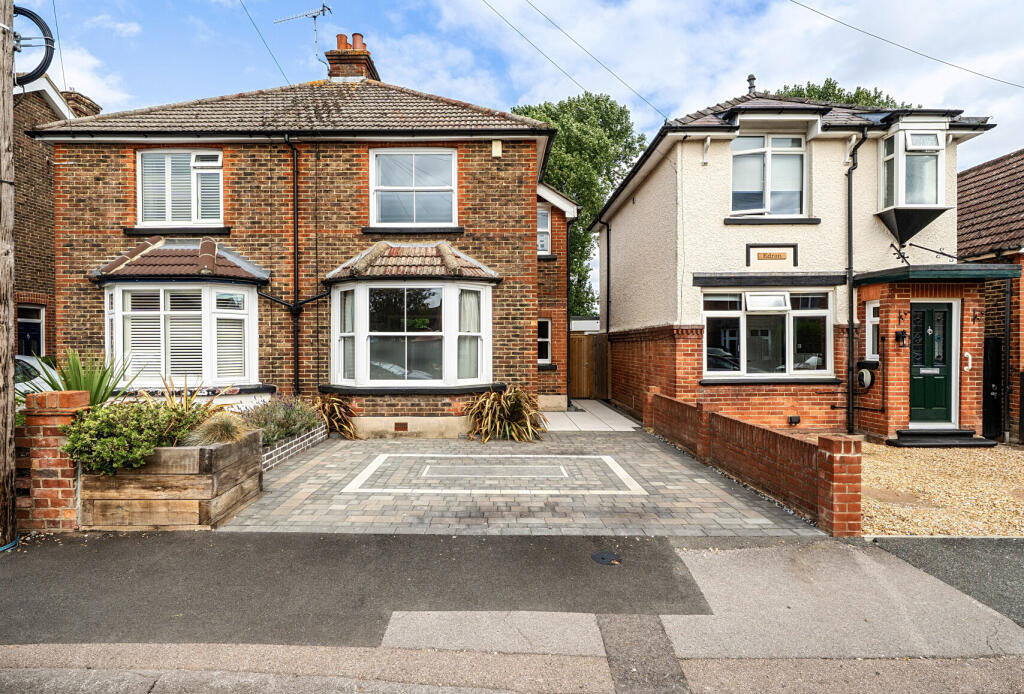 Main image of property: Lumley Road, Horley, Surrey, RH6