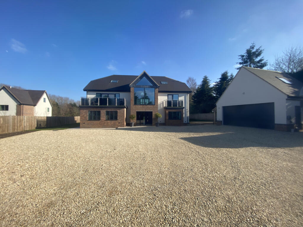 Main image of property: Oxford Road, Frilford Abingdon, OX13 5JQ