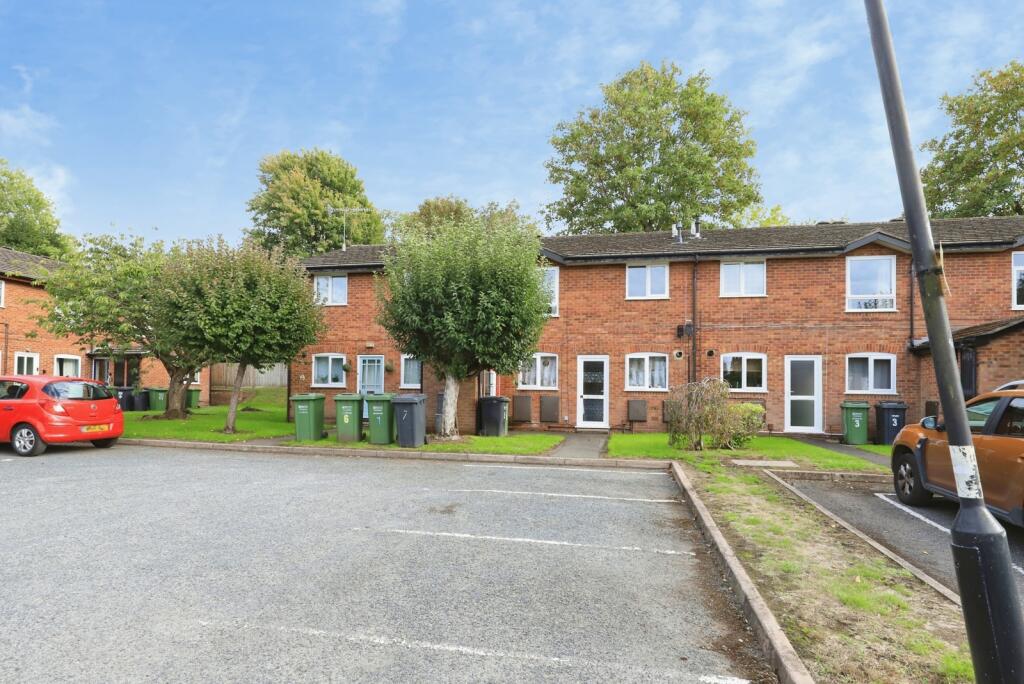 Main image of property: Baxter Gardens, KIDDERMINSTER, Worcestershire, DY10