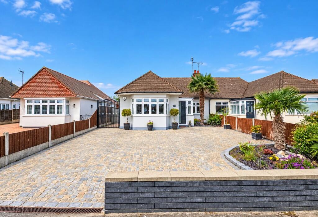 Main image of property: Park View Road, Leigh on sea, Leigh on sea, 
