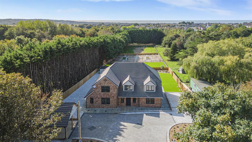 Main image of property: The Lookout, Peacehaven