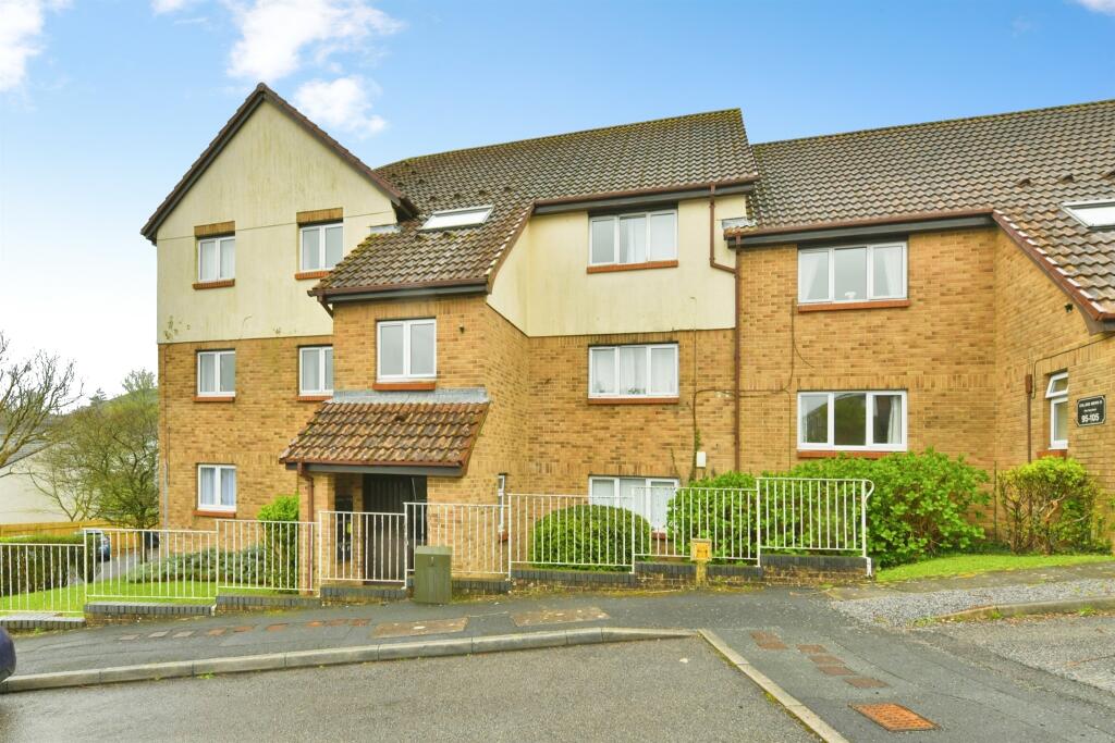 Main image of property: College Dean Close