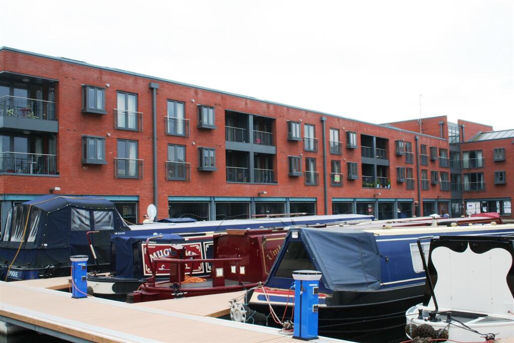 Main image of property: Medina House, Diglis, Worcester