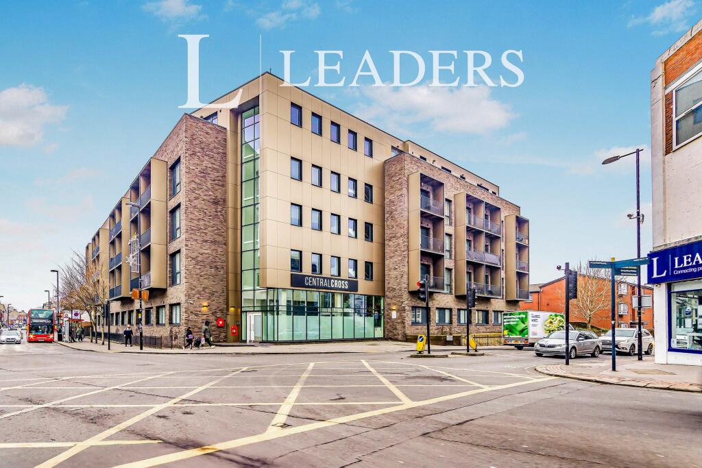 Main image of property: Central Cross Apartments, 2 South End, CR0