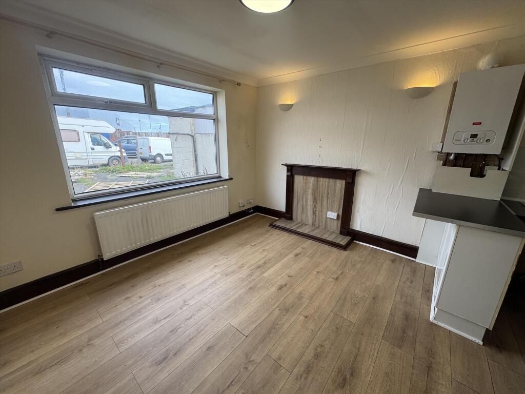 Main image of property: 94 Beach Road, Thornton-Cleveleys