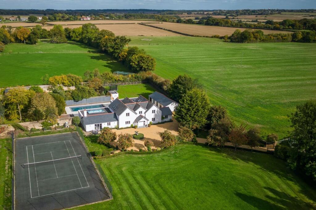 Main image of property: Green End (7 miles to Ware, 3 miles to Watton at Stone)