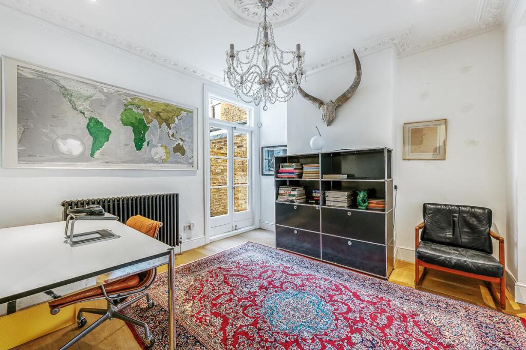 Main image of property: Compton Crescent, London