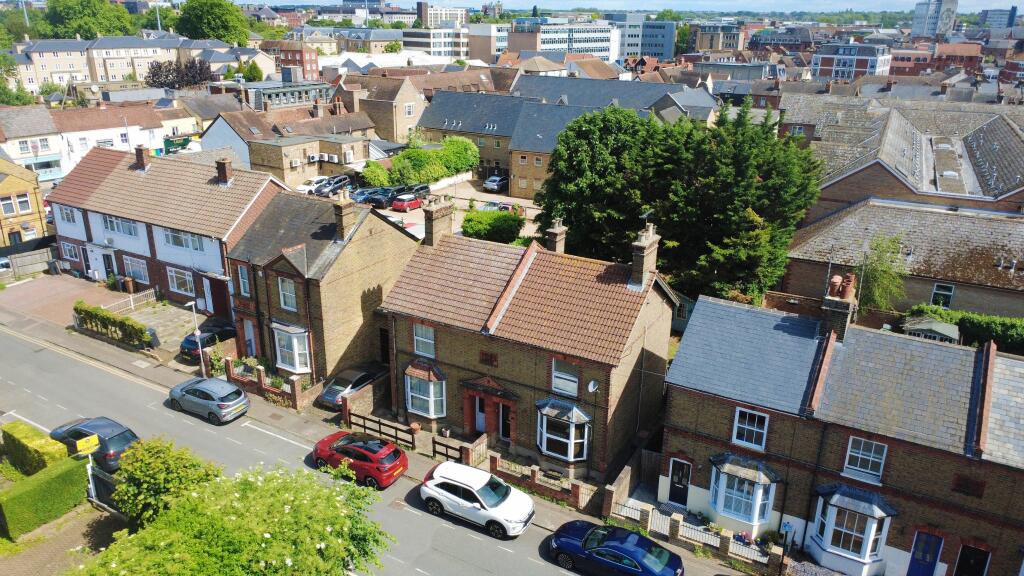 Main image of property: Hamlet Road, Old Moulsham, Chelmsford, Essex, CM2
